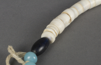 Nez%20Perce%20artist%2C%20%3Cb%3E%3Ci%3E%20Necklace%3C%2Fi%3E%3C%2Fb%3E%2C%201860%2C%20clam%20disk%20beads%2C%20glass%20beads%2C%20and%20cotton%20string%2C%20The%20Elizabeth%20Cole%20Butler%20Collection%2C%20no%20known%20copyright%20restrictions%2C%2086.126.43